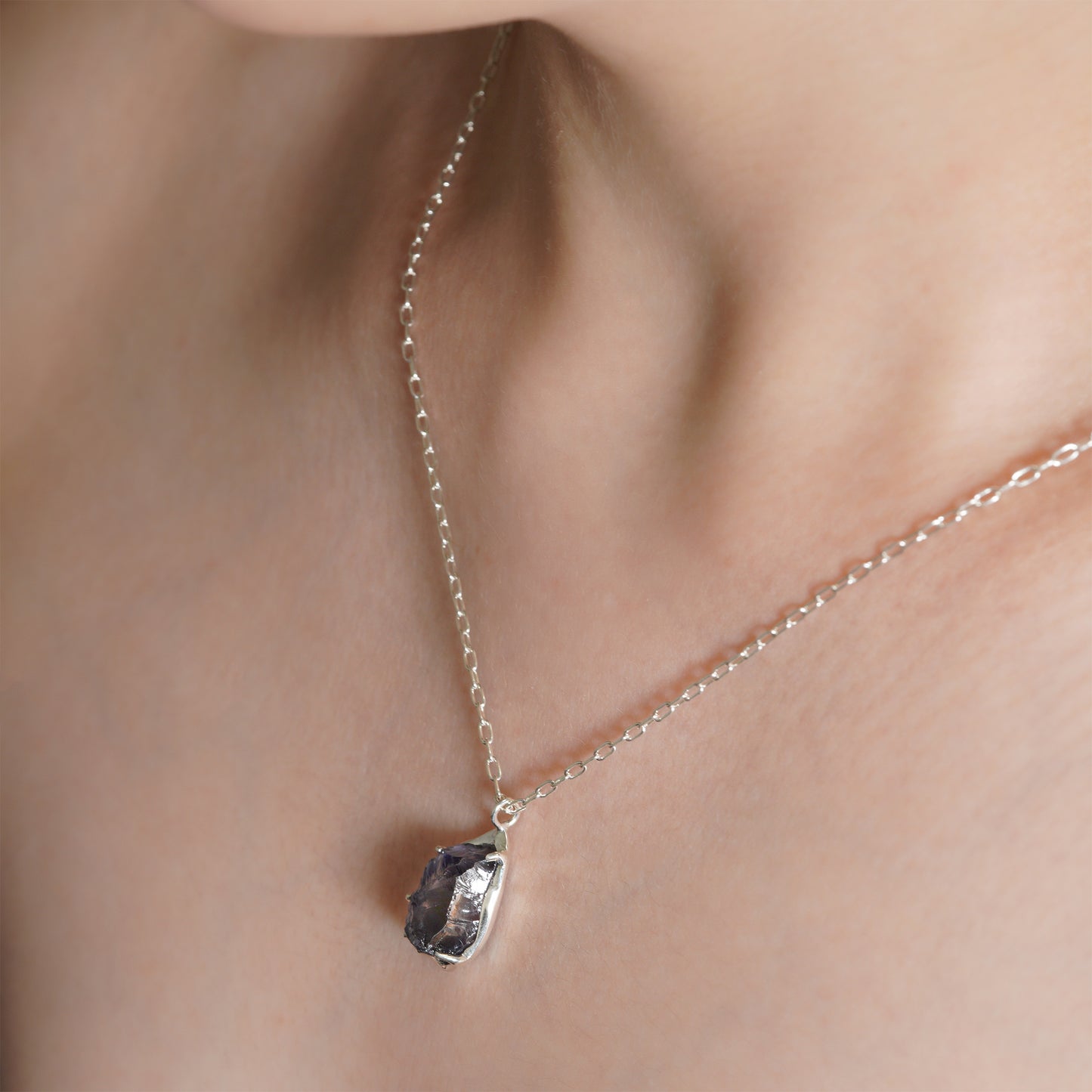 638 ネックレス / アイオライト