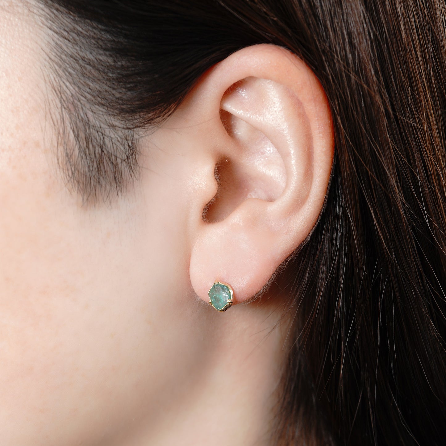 715 ピアス / エメラルド