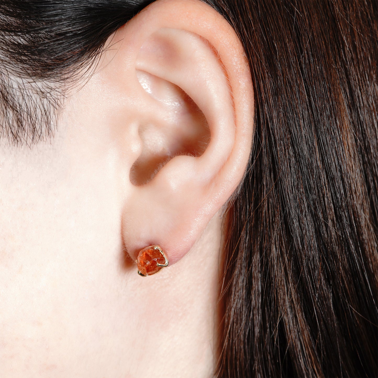 748 ピアス / スペサルティンガーネット