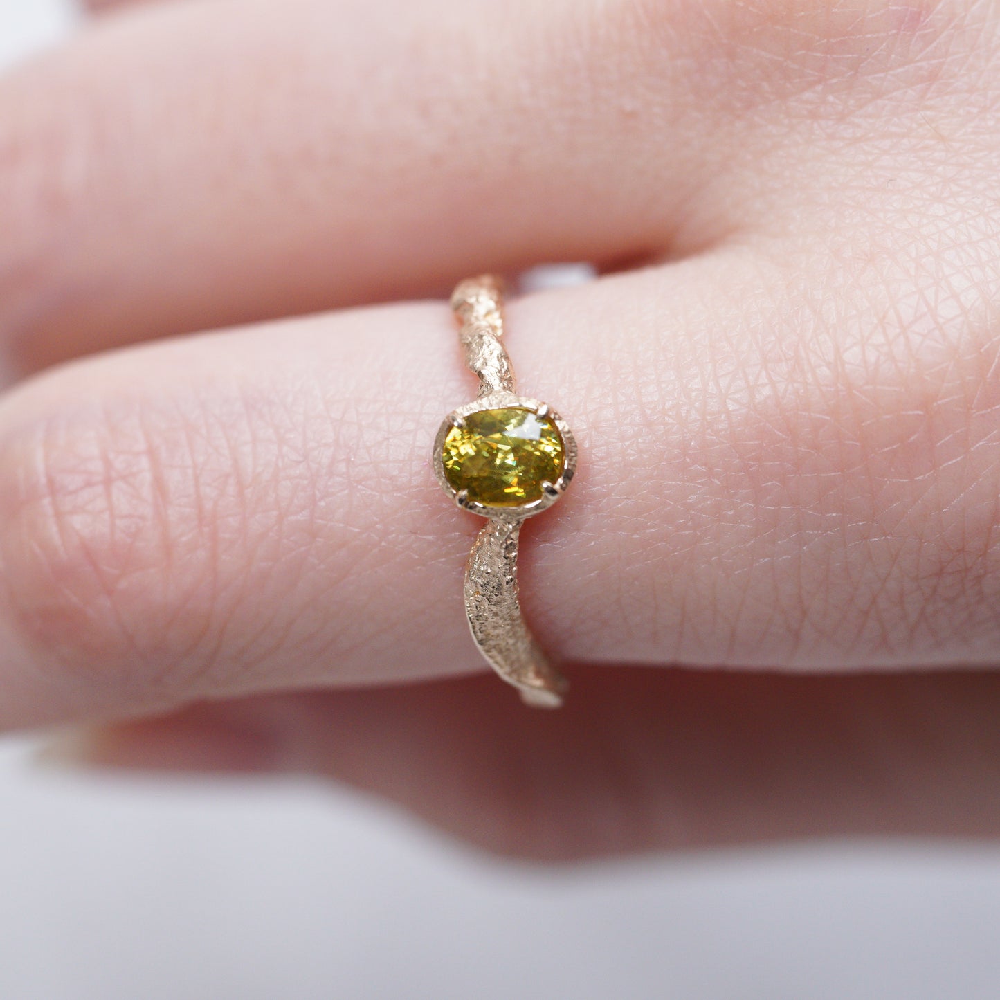 841 指環 / スフェーン