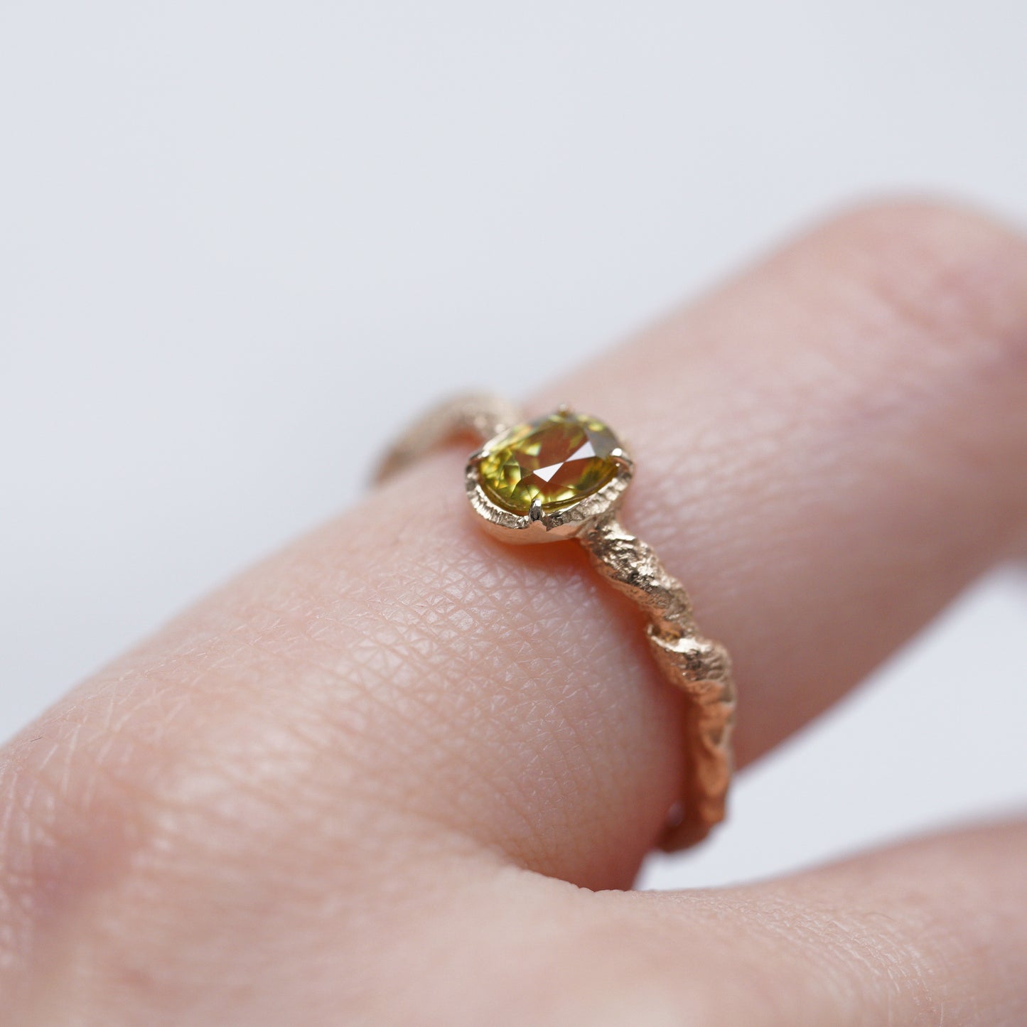 841 指環 / スフェーン