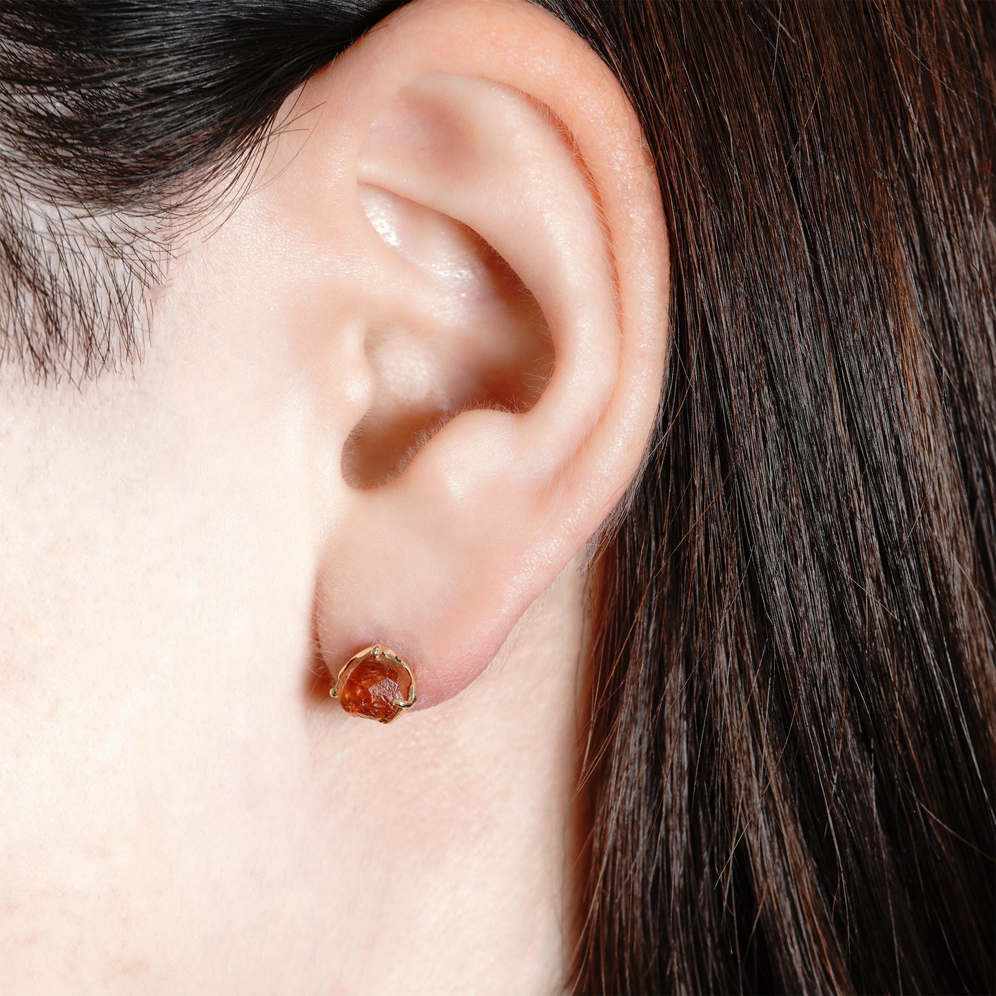 747 ピアス / スペサルティンガーネット