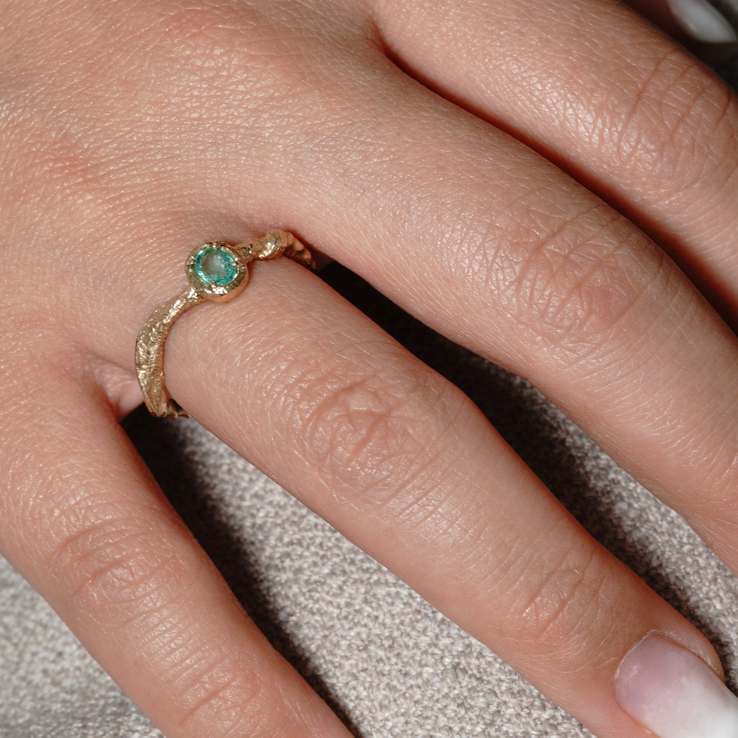 749 指環 / エメラルド