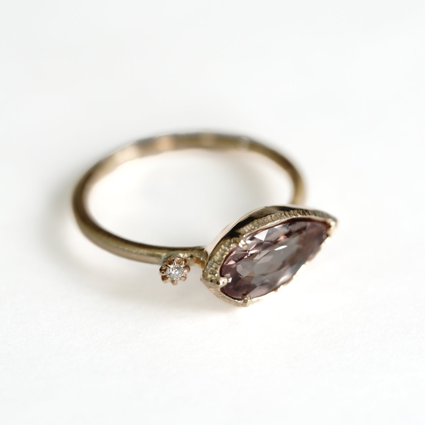 796 指環 / ズルタナイト