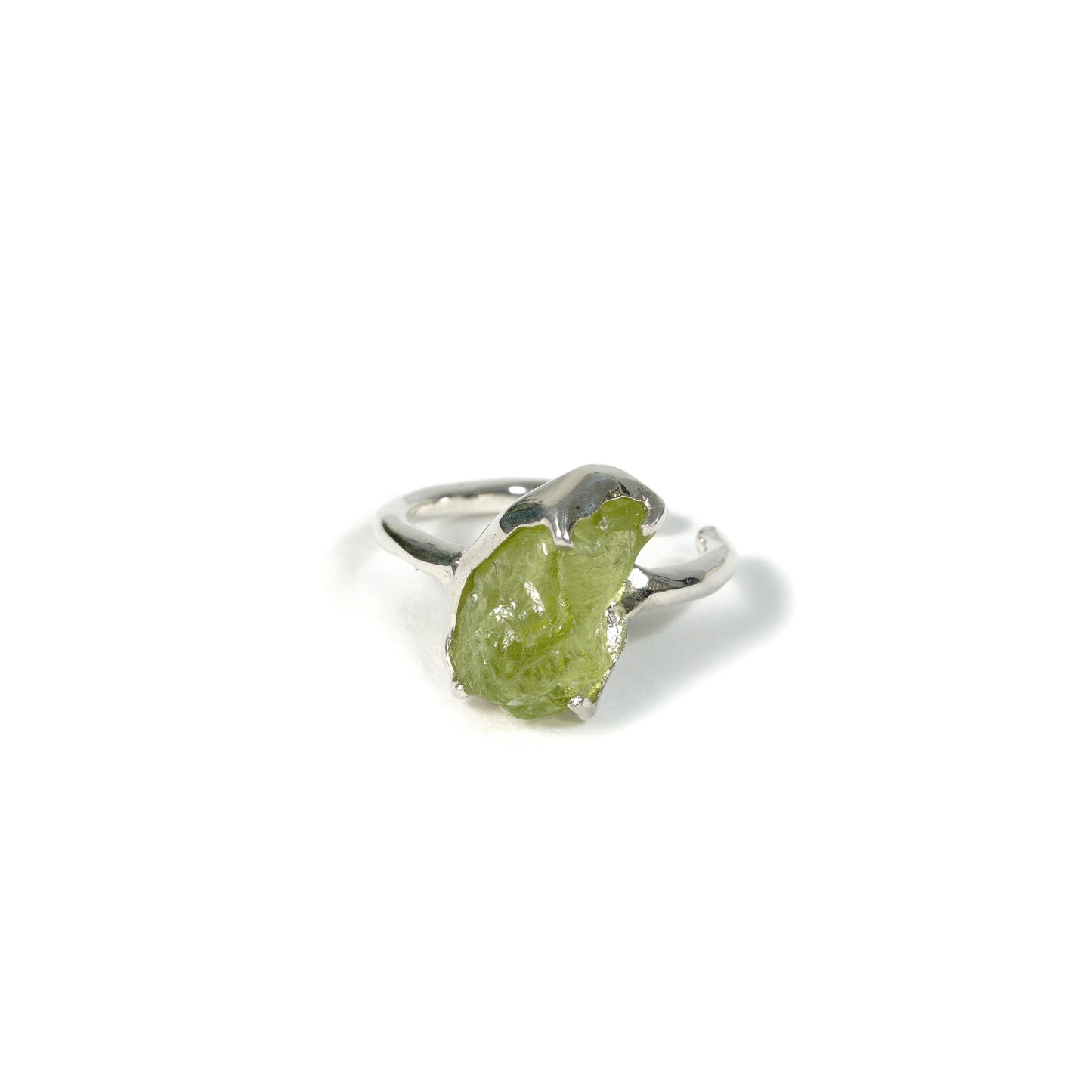 706 Ear Cuff / Peridot