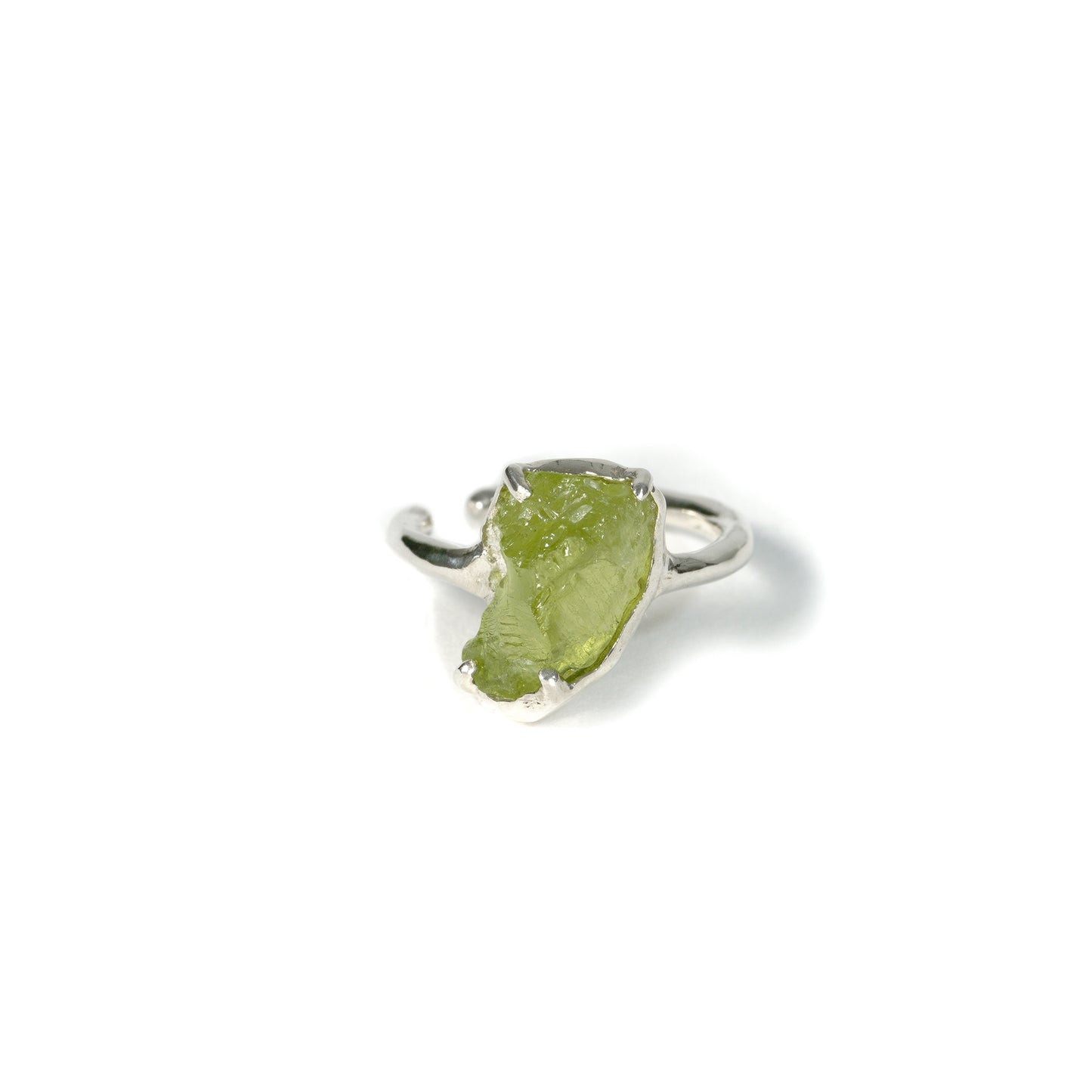 706 Ear Cuff / Peridot