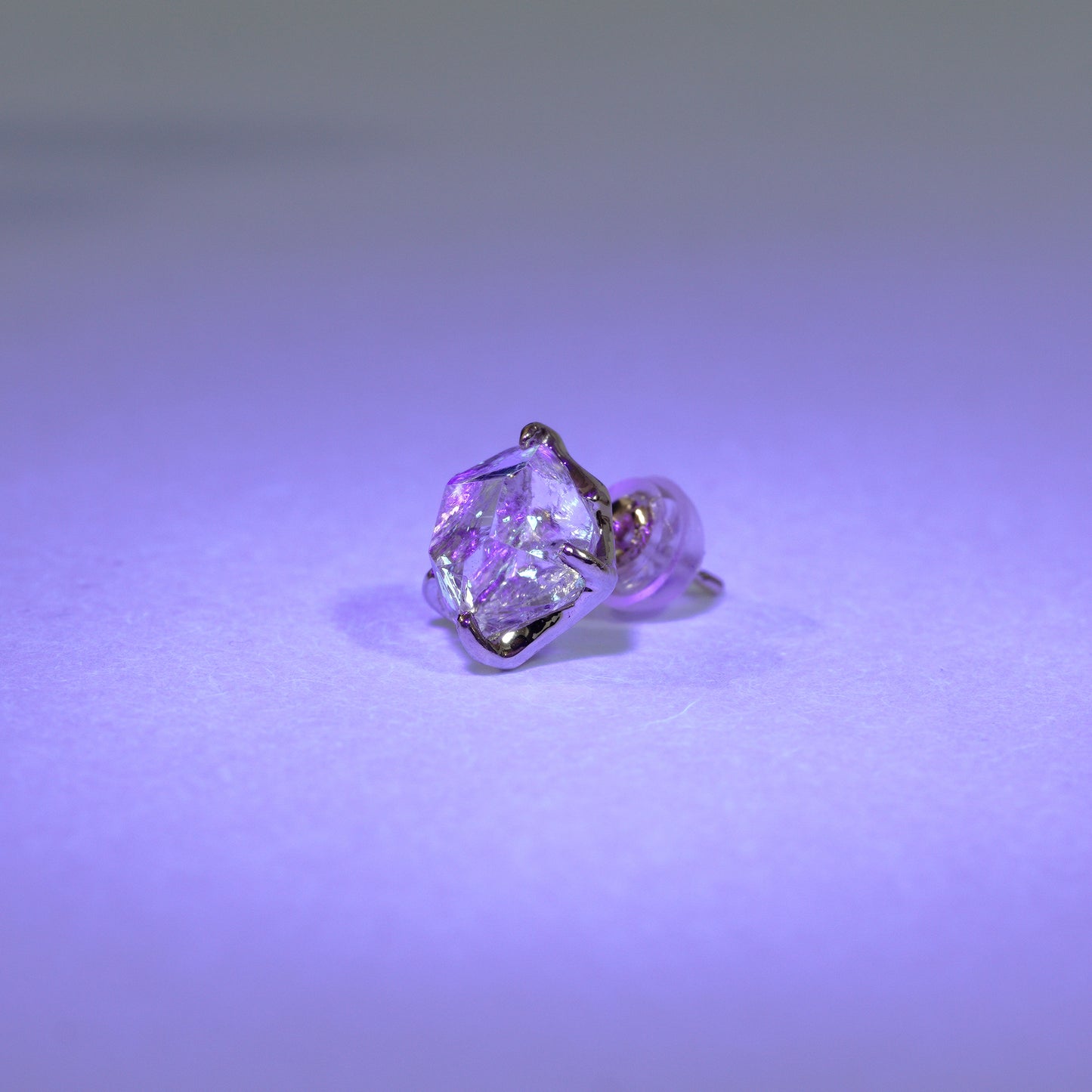 809 ピアス / オイルインクォーツ