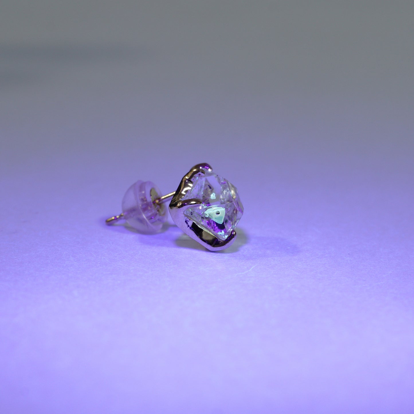 809 ピアス / オイルインクォーツ