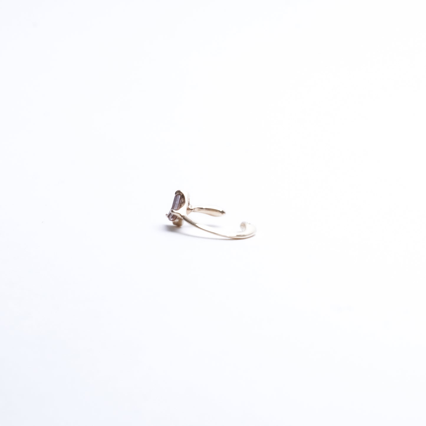 862 イヤカフ / ダイアスポア