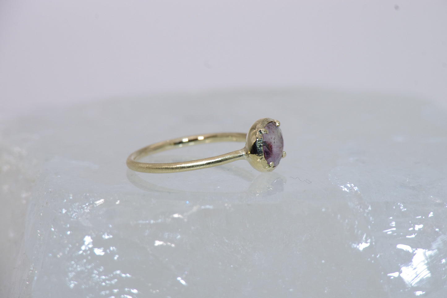 352 Ring / Amethyst