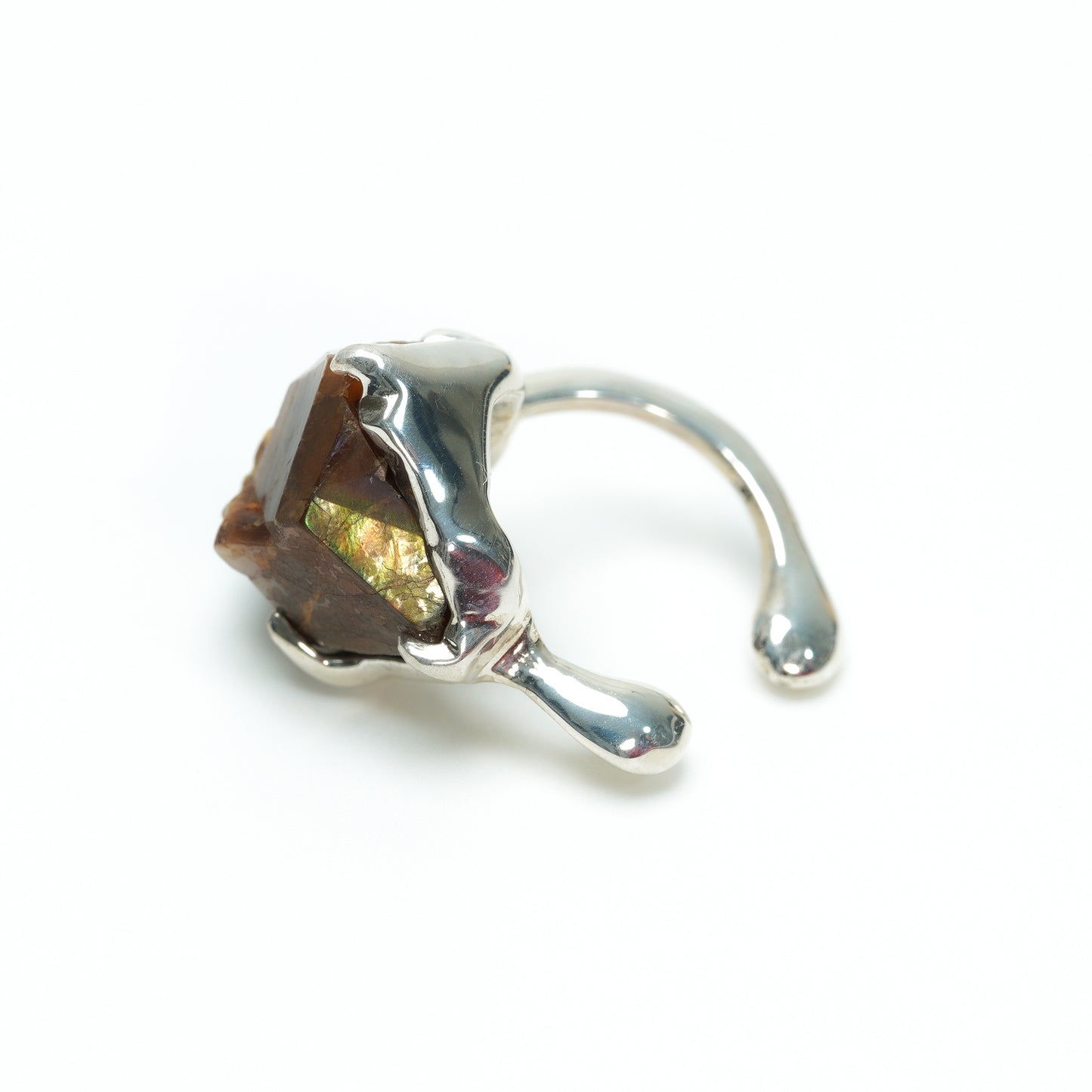 847 Ear Cuff / Rainbow Garnet