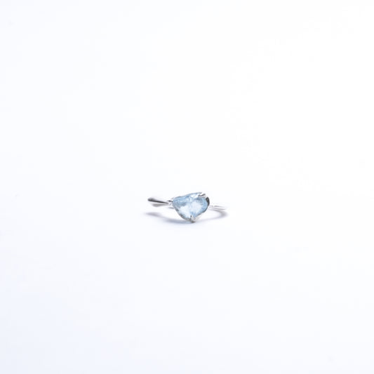 879 Ear cuff / Aquamarine